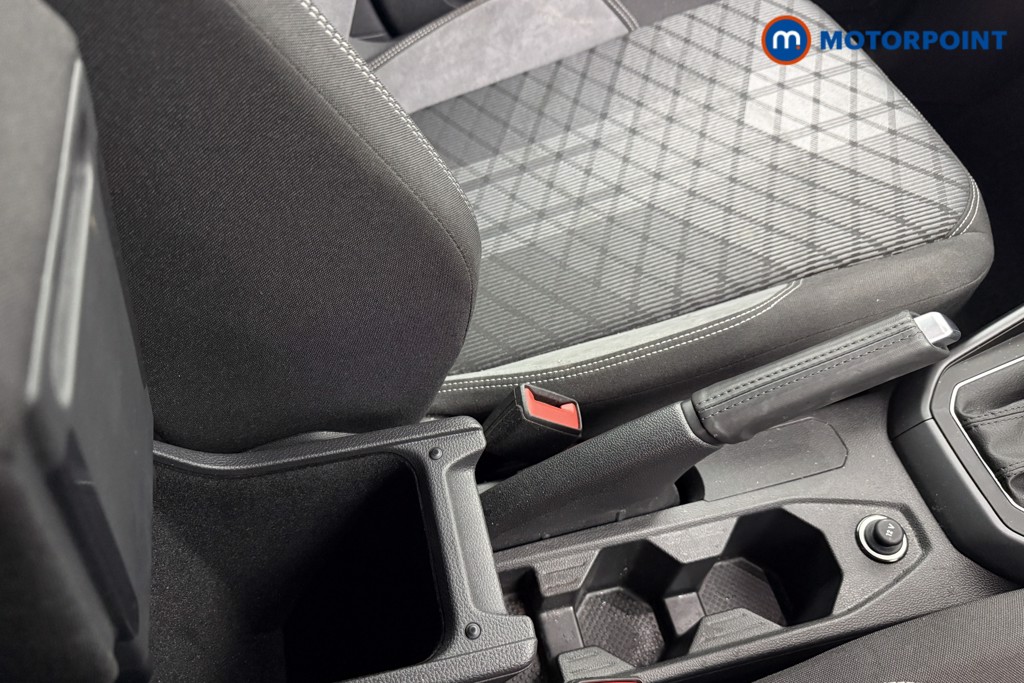 Volkswagen Taigo R-Line Automatic Petrol SUV - Stock Number (1574010) - 16th supplementary image