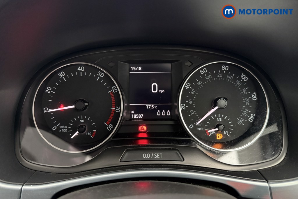 Skoda Fabia Colour Edition Manual Petrol Hatchback - Stock Number (1574055) - 6th supplementary image