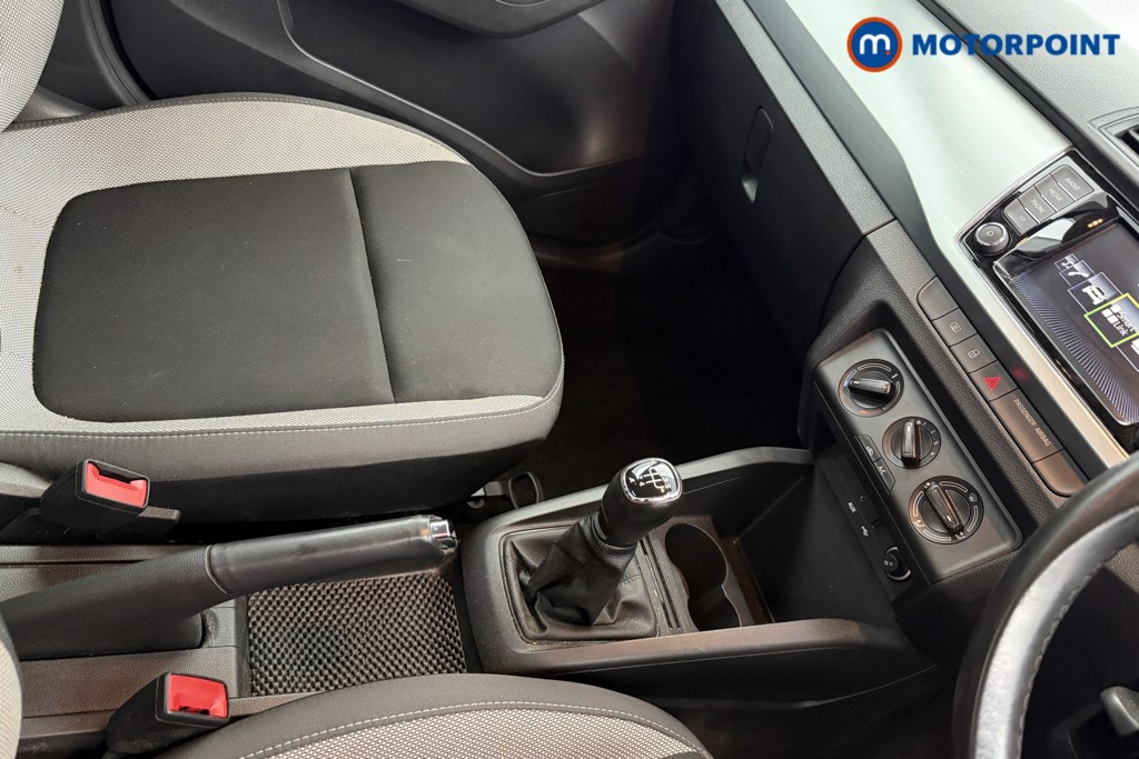 Skoda Fabia Colour Edition Manual Petrol Hatchback - Stock Number (1574055) - 15th supplementary image