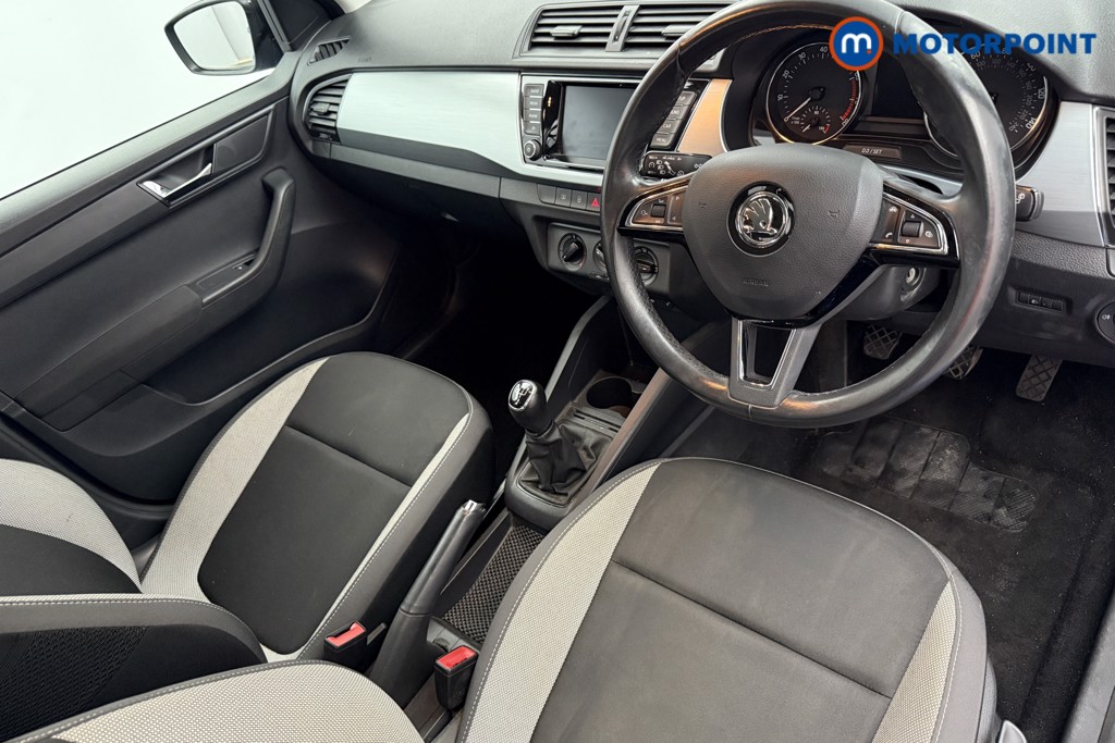 Skoda Fabia Colour Edition Manual Petrol Hatchback - Stock Number (1574055) - 1st supplementary image