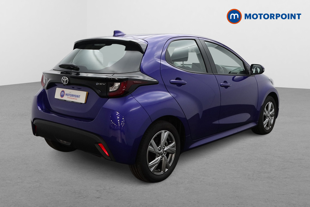 Toyota Yaris Icon Automatic Petrol-Electric Hybrid Hatchback - Stock Number (1574474) - Drivers side rear corner