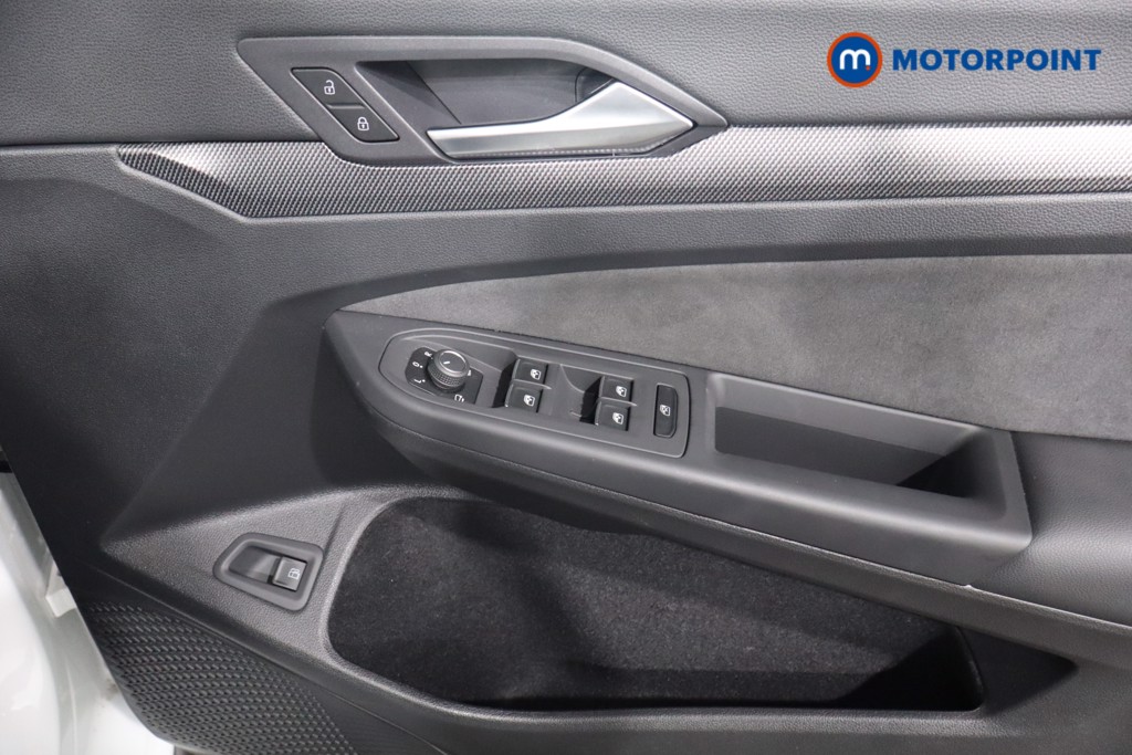 Volkswagen Golf GTE Automatic Petrol Plug-In Hybrid Hatchback - Stock Number (1575554) - 21st supplementary image