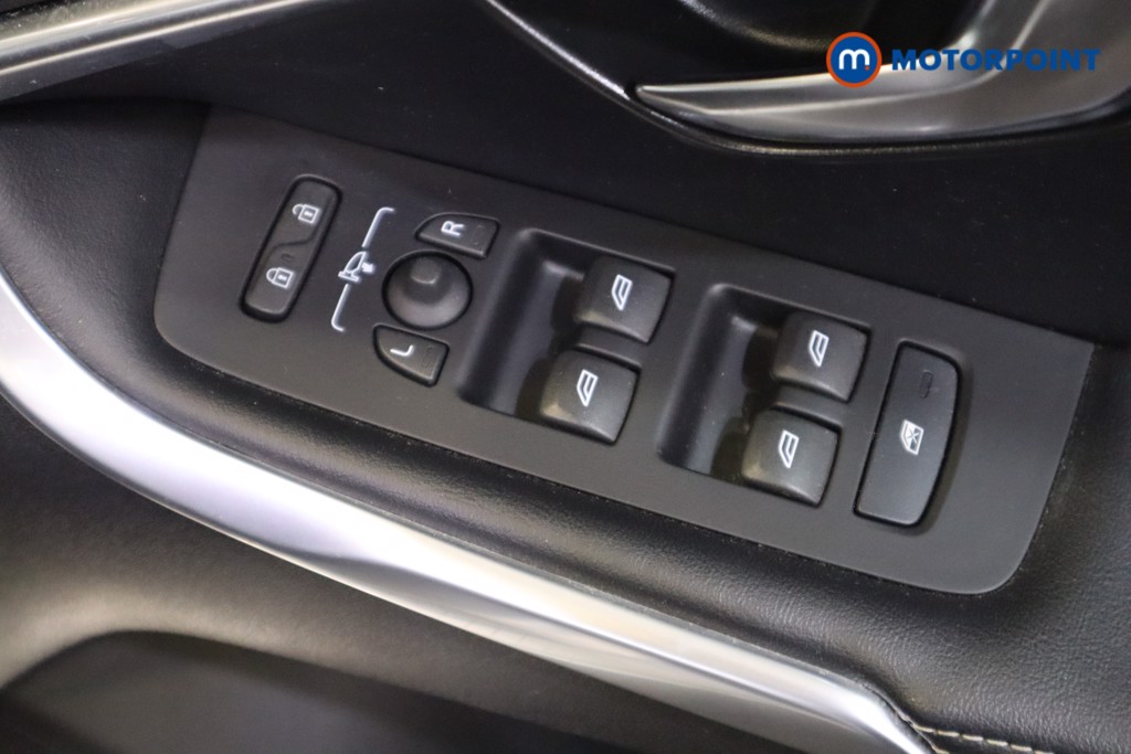 Volvo V40 R Design Nav Plus Automatic Petrol Hatchback - Stock Number (1575714) - 7th supplementary image