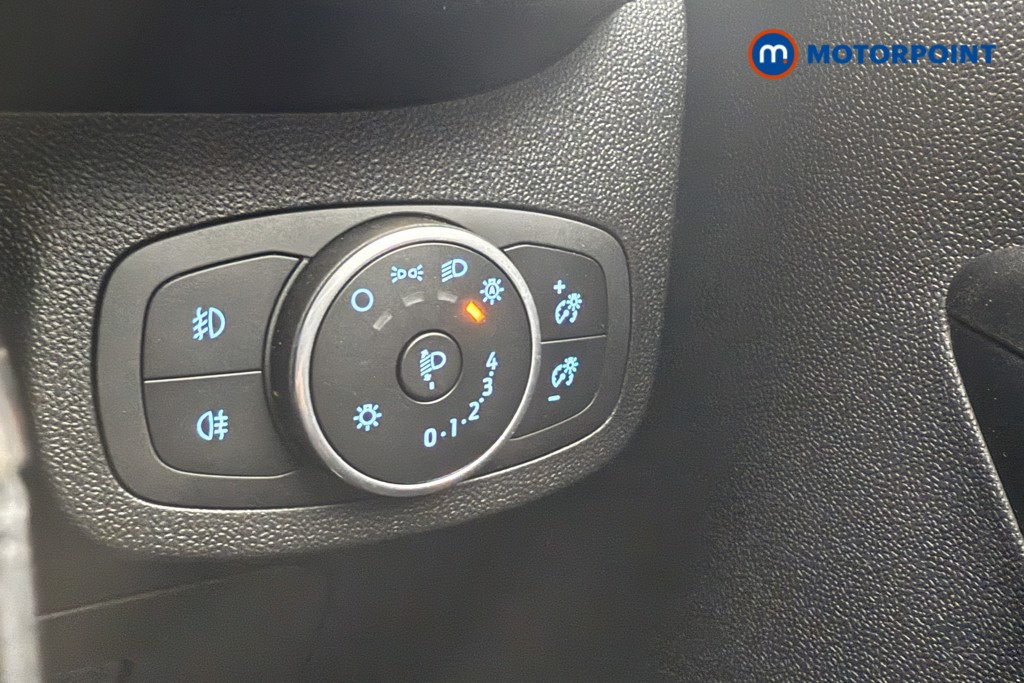 Ford Fiesta Zetec Manual Petrol Hatchback - Stock Number (1575965) - 13th supplementary image