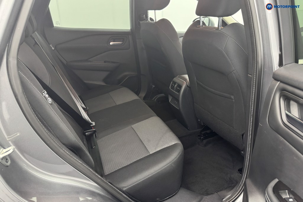 Nissan Qashqai N-Connecta Automatic Petrol SUV - Stock Number (1576095) - 7th supplementary image