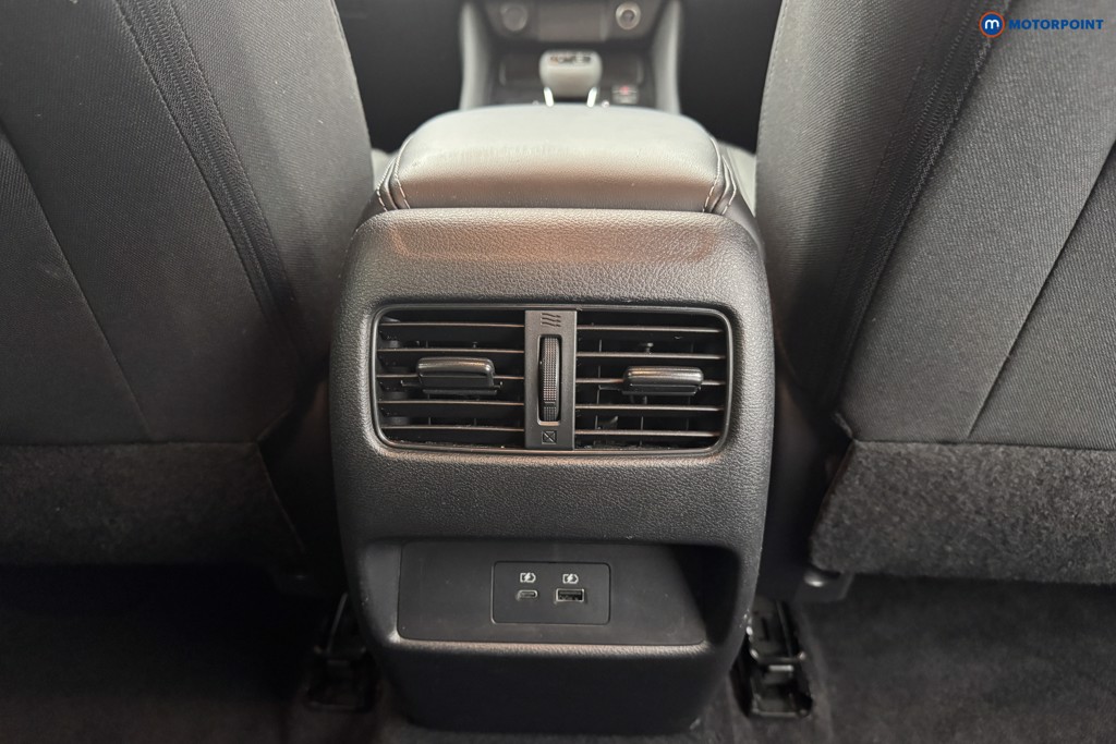 Nissan Qashqai N-Connecta Automatic Petrol SUV - Stock Number (1576095) - 18th supplementary image