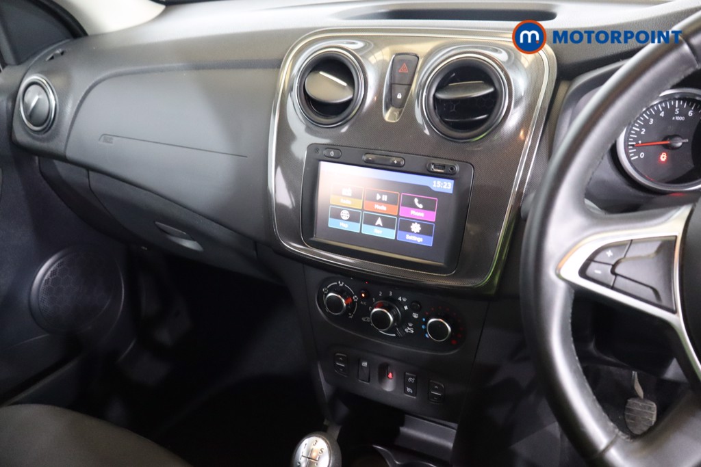 Dacia Sandero Stepway Comfort Manual Petrol Hatchback - Stock Number (1576100) - 3rd supplementary image