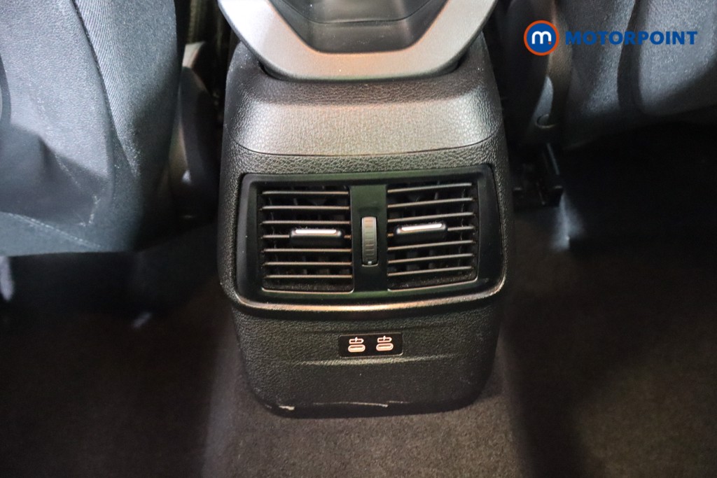 BMW 2 Series SE Manual Petrol Estate - Stock Number (1576167) - 22nd supplementary image
