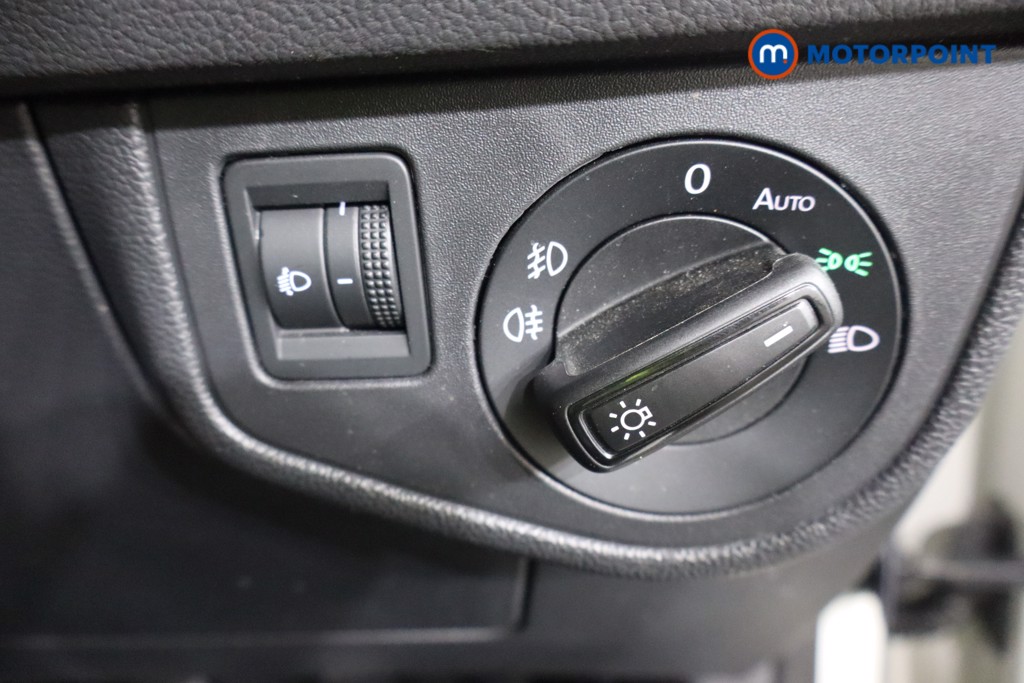 Volkswagen Taigo Life Manual Petrol SUV - Stock Number (1577083) - 16th supplementary image