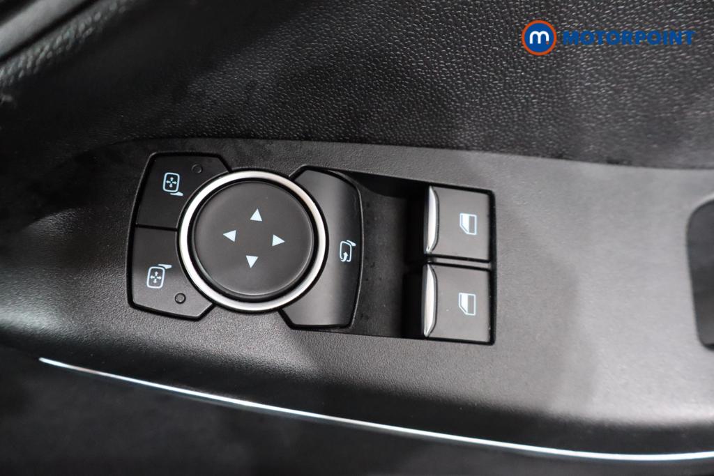 Ford Fiesta Titanium Manual Petrol Hatchback - Stock Number (1577103) - 16th supplementary image