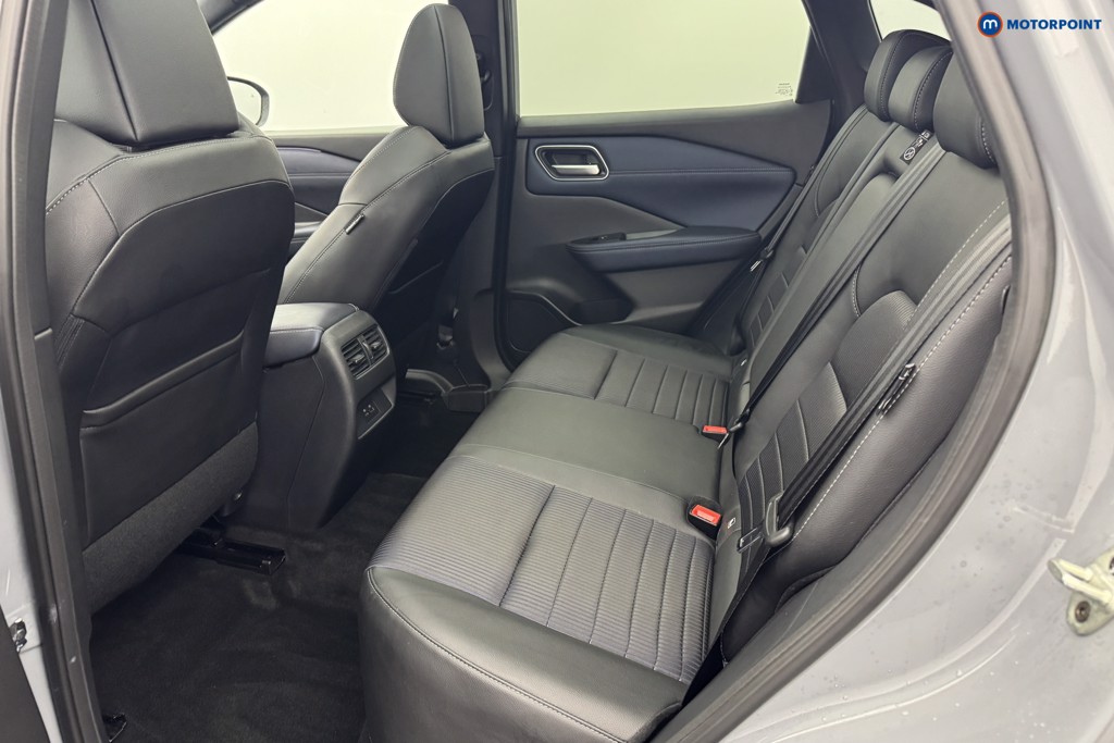 Nissan Qashqai Tekna Automatic Petrol-Electric Hybrid SUV - Stock Number (1577119) - 8th supplementary image