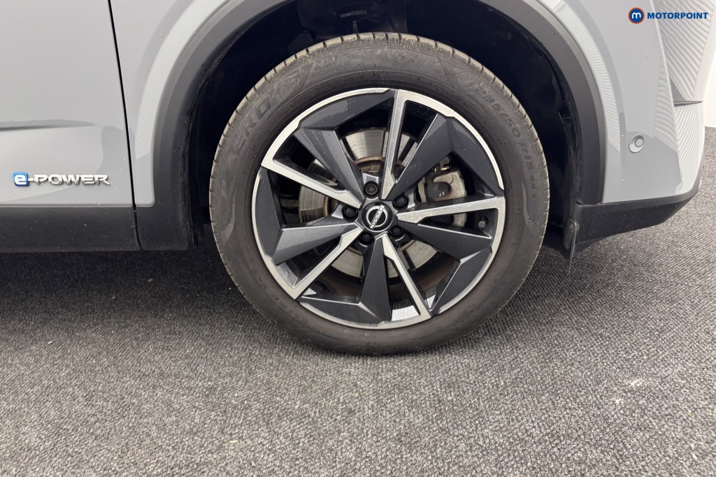 Nissan Qashqai Tekna Automatic Petrol-Electric Hybrid SUV - Stock Number (1577119) - 31st supplementary image