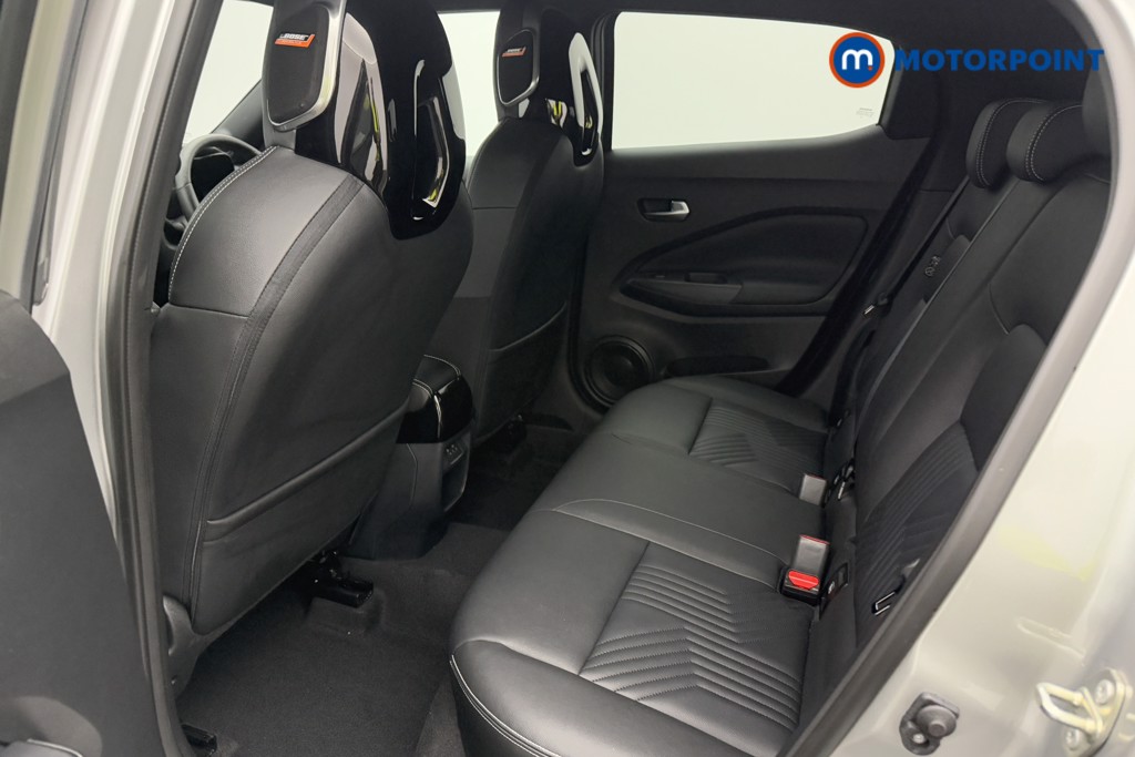 Nissan Juke Tekna Automatic Petrol SUV - Stock Number (1577145) - 4th supplementary image