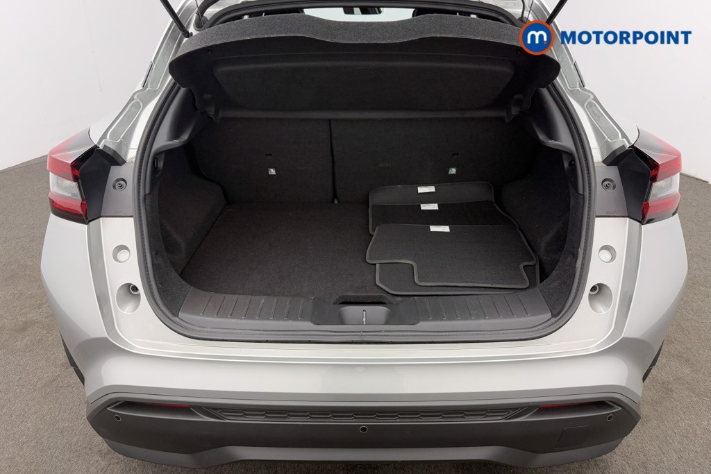 Nissan Juke Tekna Automatic Petrol SUV - Stock Number (1577145) - 5th supplementary image