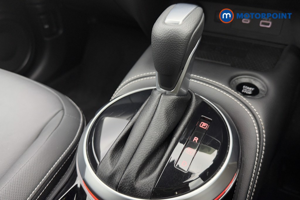 Nissan Juke Tekna Automatic Petrol SUV - Stock Number (1577145) - 15th supplementary image