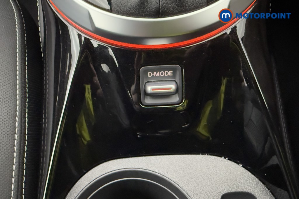 Nissan Juke Tekna Automatic Petrol SUV - Stock Number (1577145) - 16th supplementary image