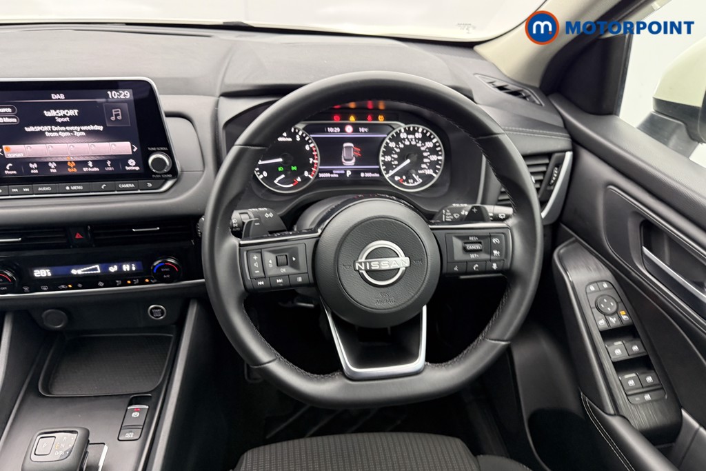 Nissan Qashqai Acenta Premium Automatic Petrol SUV - Stock Number (1577519) - 2nd supplementary image