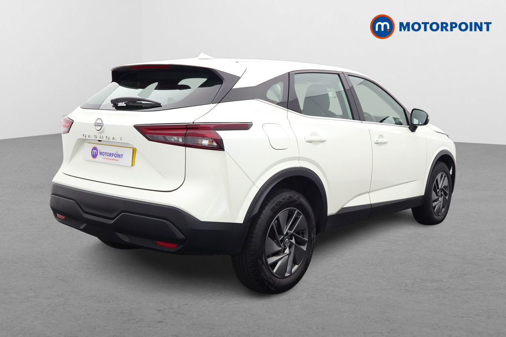 Nissan Qashqai Acenta Premium Automatic Petrol SUV - Stock Number (1577519) - Drivers side rear corner