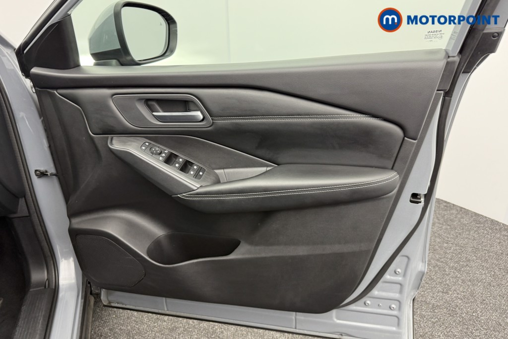 Nissan Qashqai Acenta Premium Manual Petrol SUV - Stock Number (1577535) - 14th supplementary image