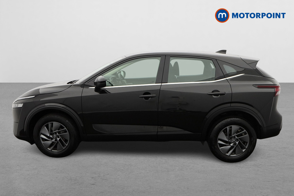Nissan Qashqai Acenta Premium Automatic Petrol SUV - Stock Number (1577540) - Passenger side
