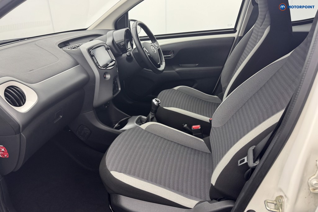 Toyota Aygo X-Trend Manual Petrol Hatchback - Stock Number (1577558) - 9th supplementary image