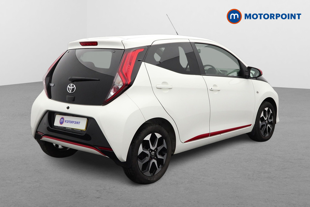Toyota Aygo X-Trend Manual Petrol Hatchback - Stock Number (1577558) - Drivers side rear corner