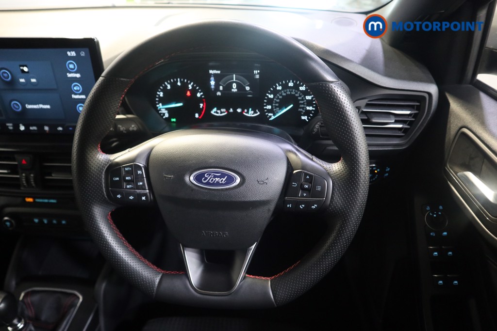 Ford Focus St-Line Edition Manual Petrol-Electric Hybrid Hatchback - Stock Number (1577652) - 2nd supplementary image