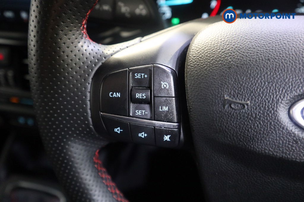 Ford Focus St-Line Edition Manual Petrol-Electric Hybrid Hatchback - Stock Number (1577652) - 3rd supplementary image