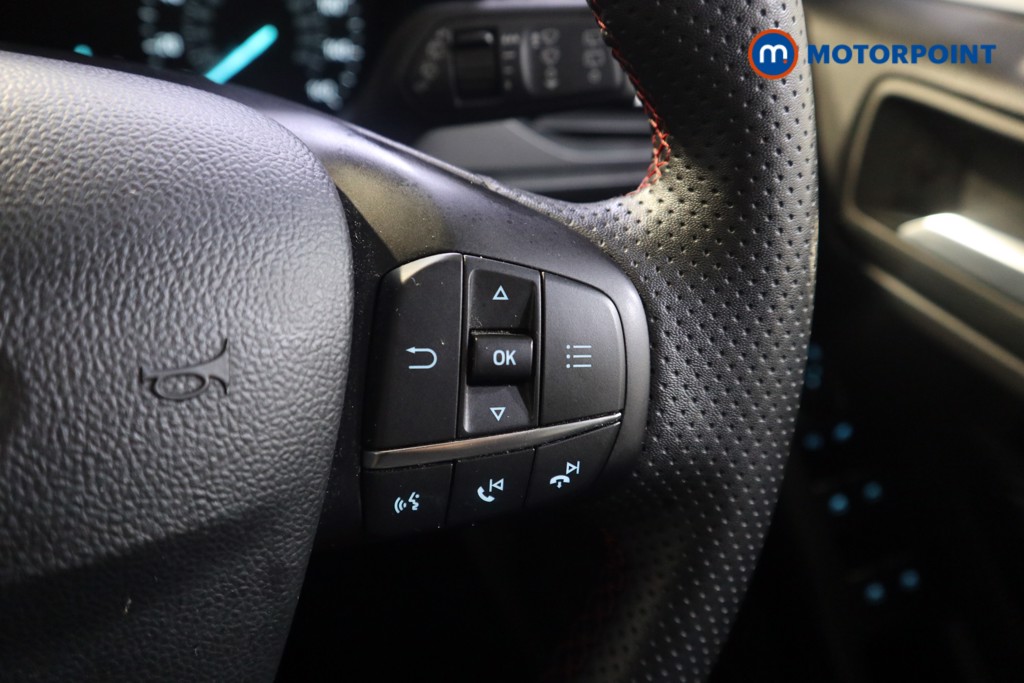 Ford Focus St-Line Edition Manual Petrol-Electric Hybrid Hatchback - Stock Number (1577652) - 4th supplementary image