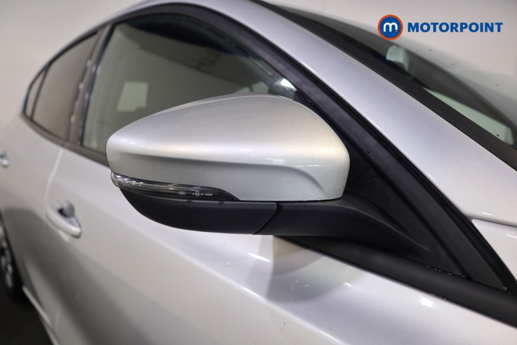 Ford Focus St-Line Edition Manual Petrol-Electric Hybrid Hatchback - Stock Number (1577652) - 21st supplementary image