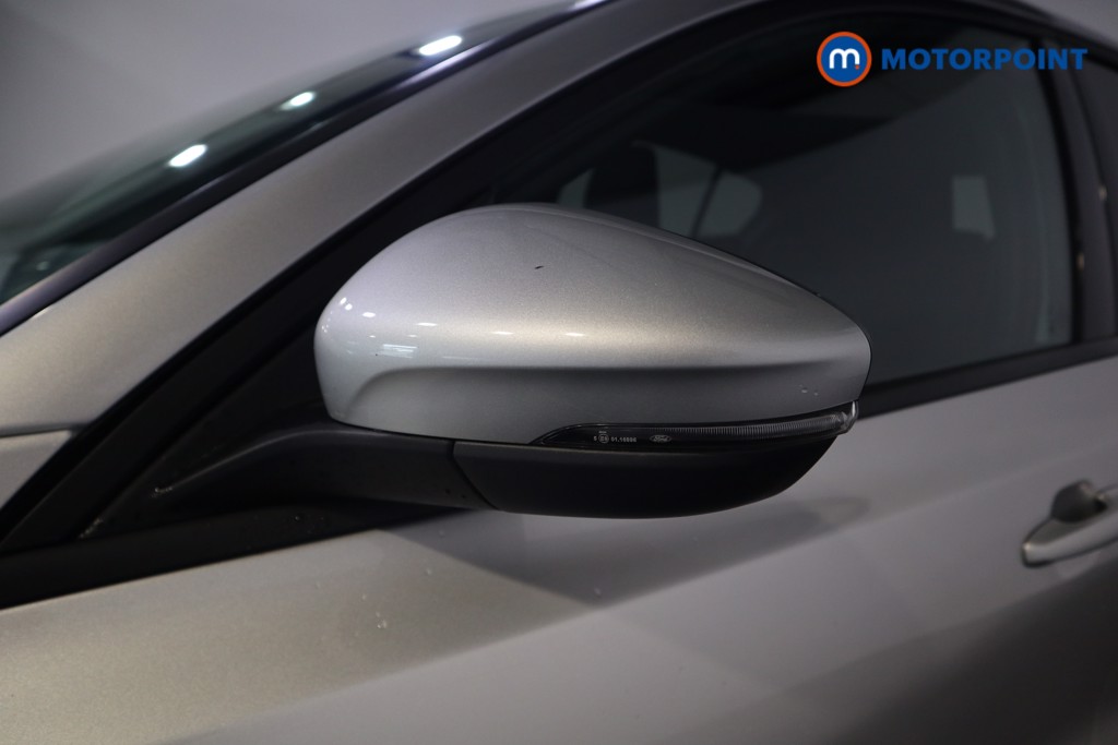 Ford Focus St-Line Edition Manual Petrol-Electric Hybrid Hatchback - Stock Number (1577652) - 22nd supplementary image