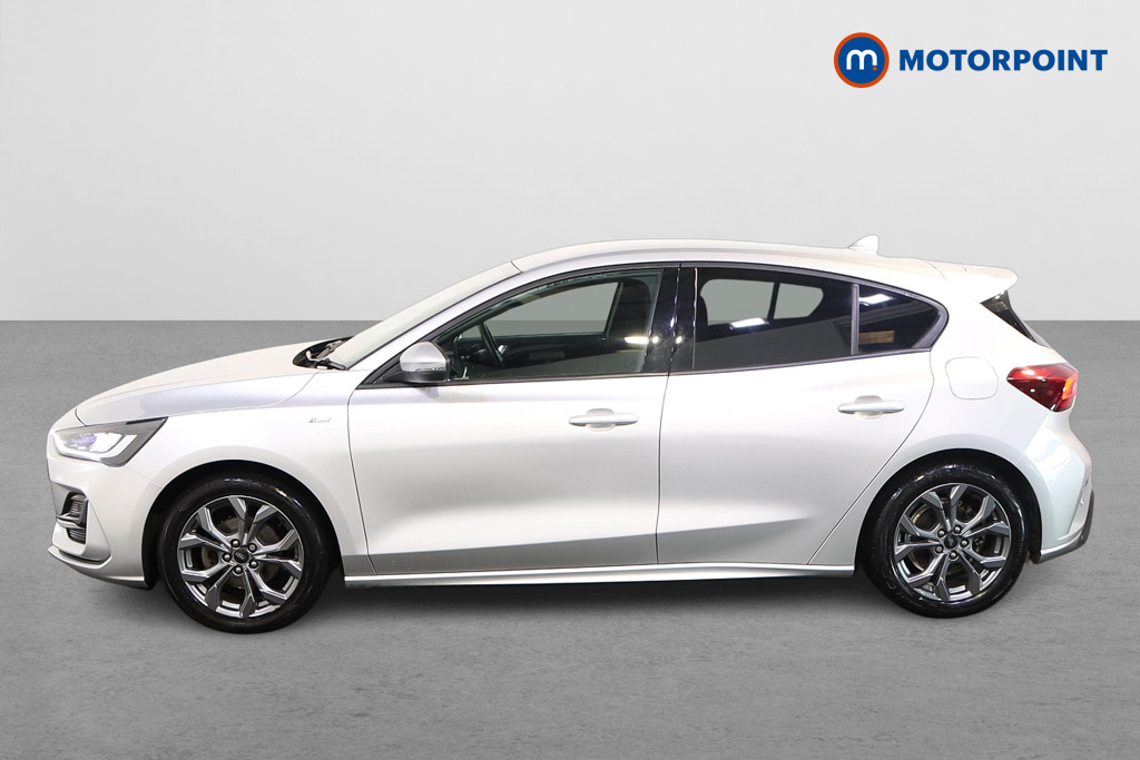 Ford Focus St-Line Edition Manual Petrol-Electric Hybrid Hatchback - Stock Number (1577652) - Passenger side