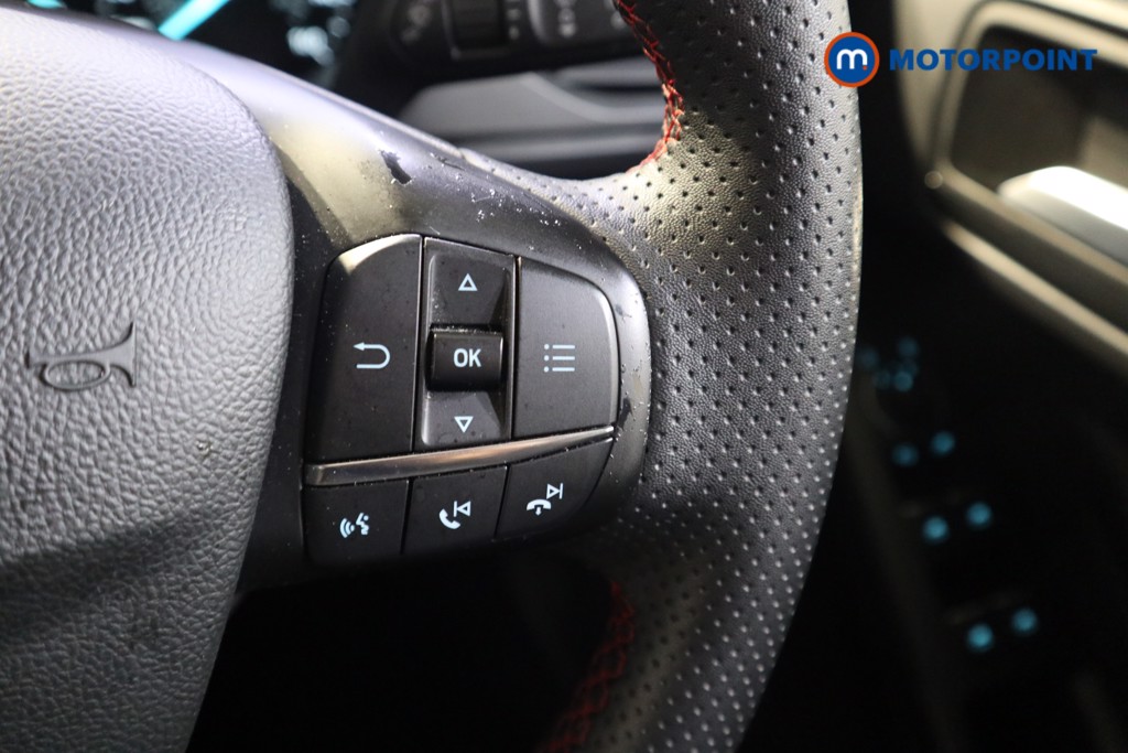 Ford Focus St-Line Manual Petrol Hatchback - Stock Number (1577654) - 4th supplementary image