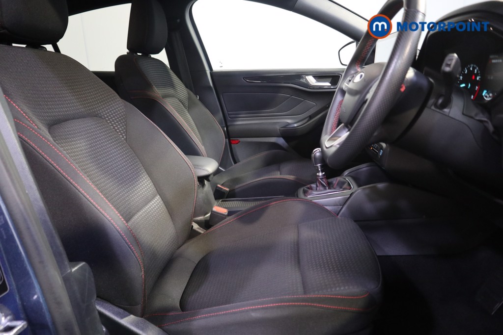 Ford Focus St-Line Manual Petrol Hatchback - Stock Number (1577654) - 11th supplementary image