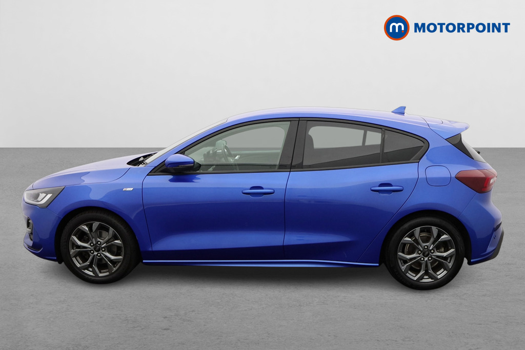 Ford Focus St-Line Manual Petrol Hatchback - Stock Number (1577655) - Passenger side