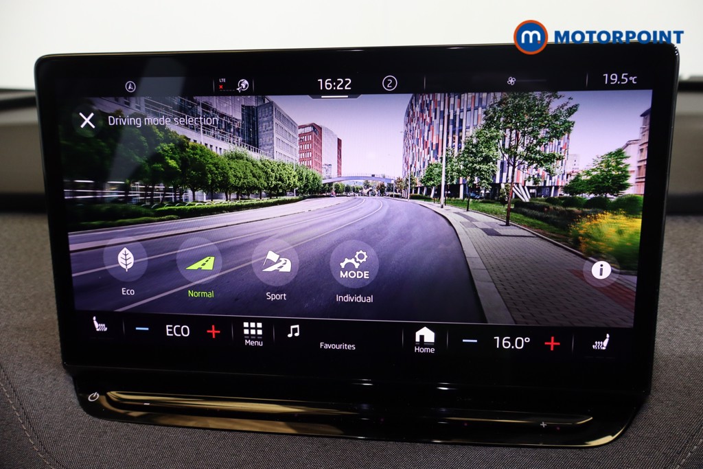 Skoda Enyaq Edition Automatic Electric SUV - Stock Number (1577940) - 12th supplementary image