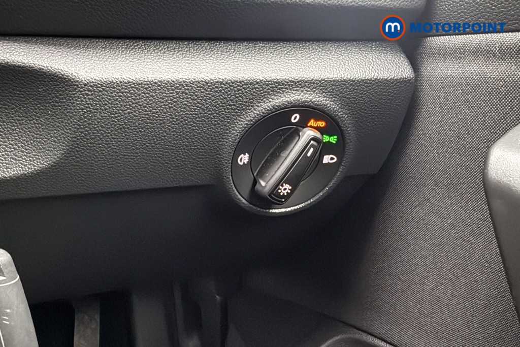 Volkswagen T-Roc Life Automatic Petrol SUV - Stock Number (1577983) - 11th supplementary image
