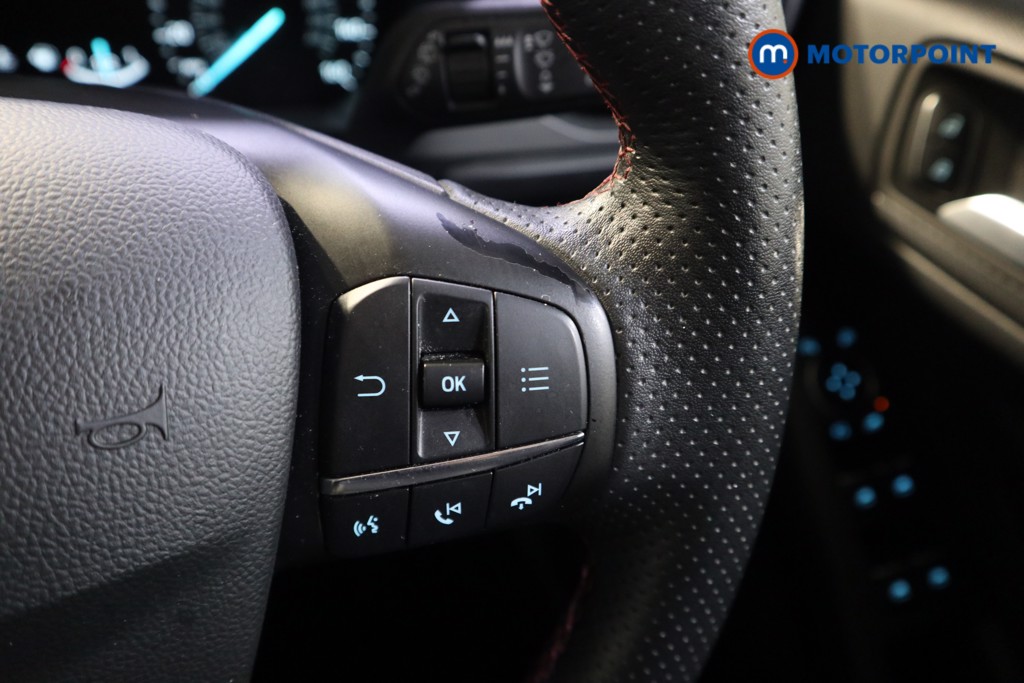 Ford Focus St-Line X Manual Petrol Hatchback - Stock Number (1577985) - 4th supplementary image