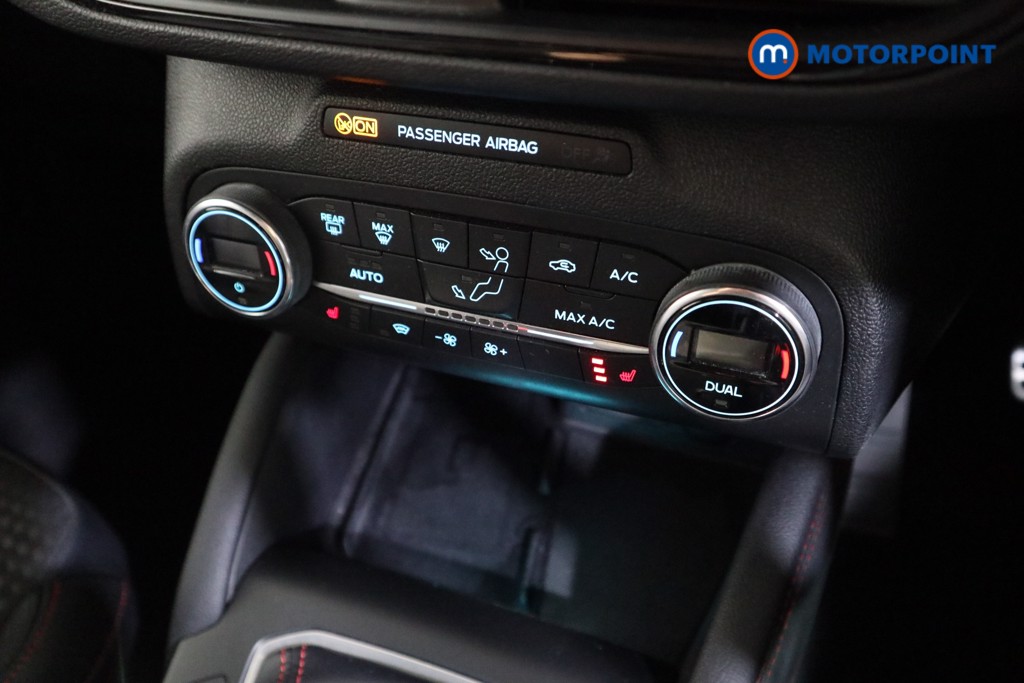 Ford Focus St-Line X Manual Petrol Hatchback - Stock Number (1577985) - 8th supplementary image