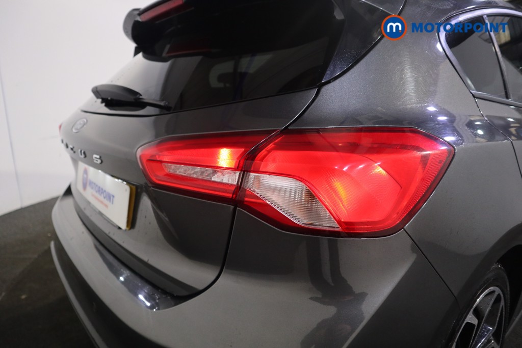 Ford Focus St-Line X Manual Petrol Hatchback - Stock Number (1577985) - 23rd supplementary image