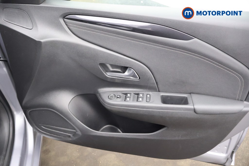 Vauxhall Corsa Elite Edition Manual Petrol Hatchback - Stock Number (1578057) - 9th supplementary image