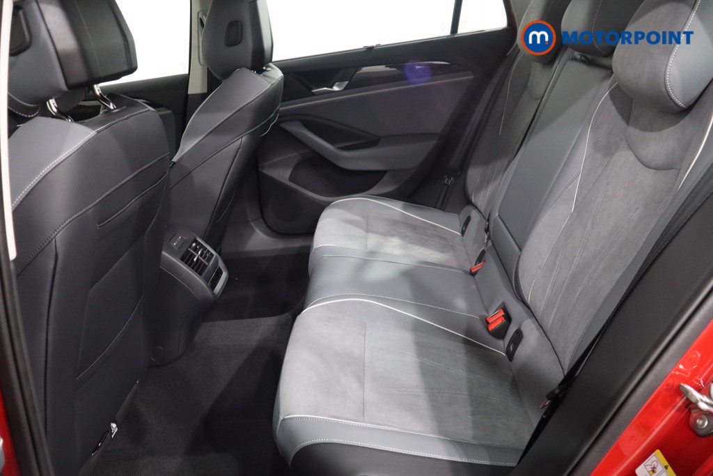 Volkswagen Passat Life Automatic Petrol Plug-In Hybrid Estate - Stock Number (1578078) - 5th supplementary image