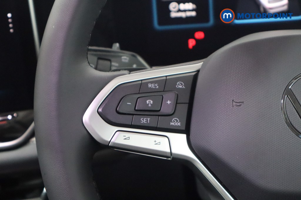 Volkswagen Passat Life Automatic Petrol Plug-In Hybrid Estate - Stock Number (1578078) - 7th supplementary image