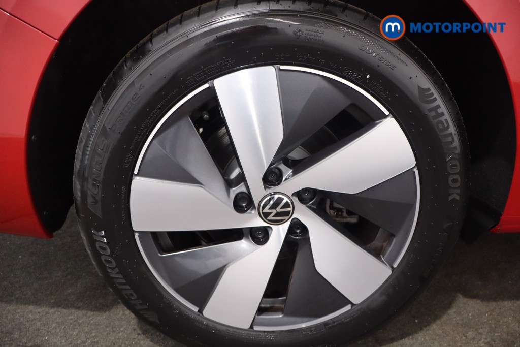 Volkswagen Passat Life Automatic Petrol Plug-In Hybrid Estate - Stock Number (1578078) - 11th supplementary image