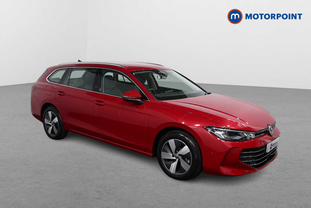 Volkswagen Passat Life Automatic Petrol Plug-In Hybrid Estate - Stock Number (1578078) - Drivers side front corner