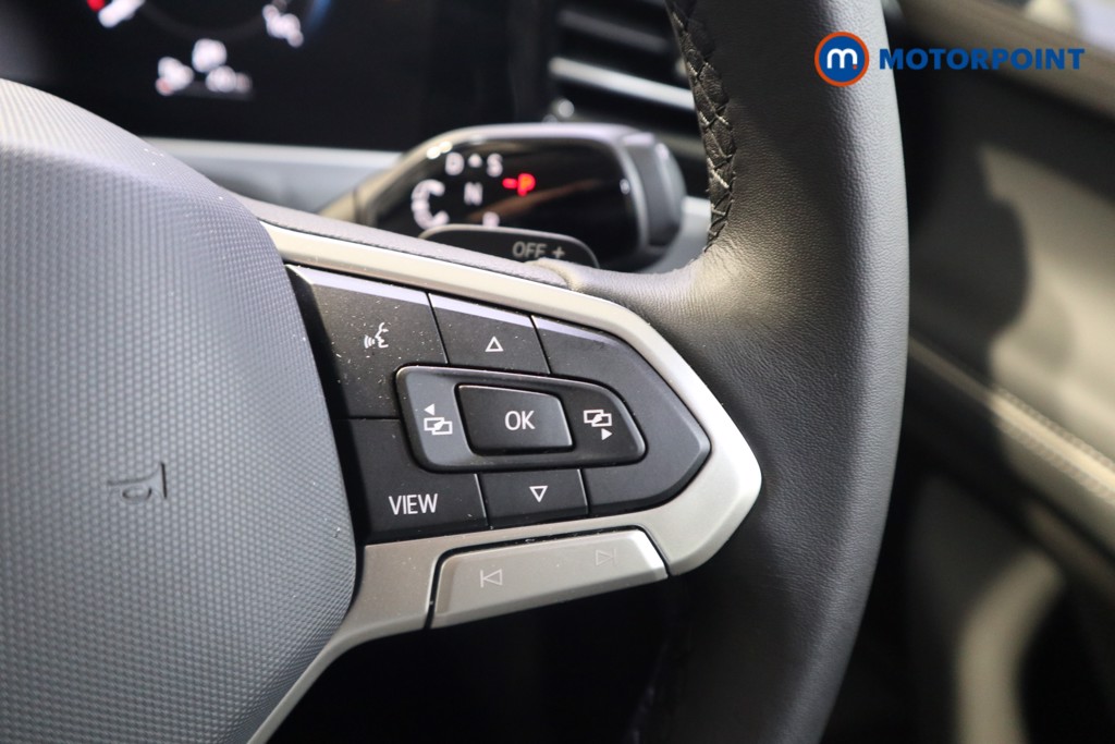Volkswagen Passat Life Automatic Petrol Plug-In Hybrid Estate - Stock Number (1578105) - 4th supplementary image