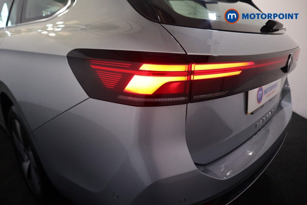 Volkswagen Passat Life Automatic Petrol Plug-In Hybrid Estate - Stock Number (1578105) - 22nd supplementary image