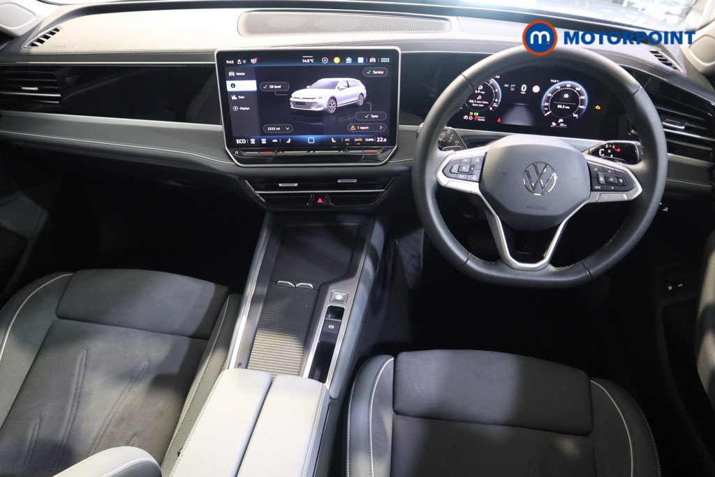 Volkswagen Passat Life Automatic Petrol Plug-In Hybrid Estate - Stock Number (1578105) - 1st supplementary image
