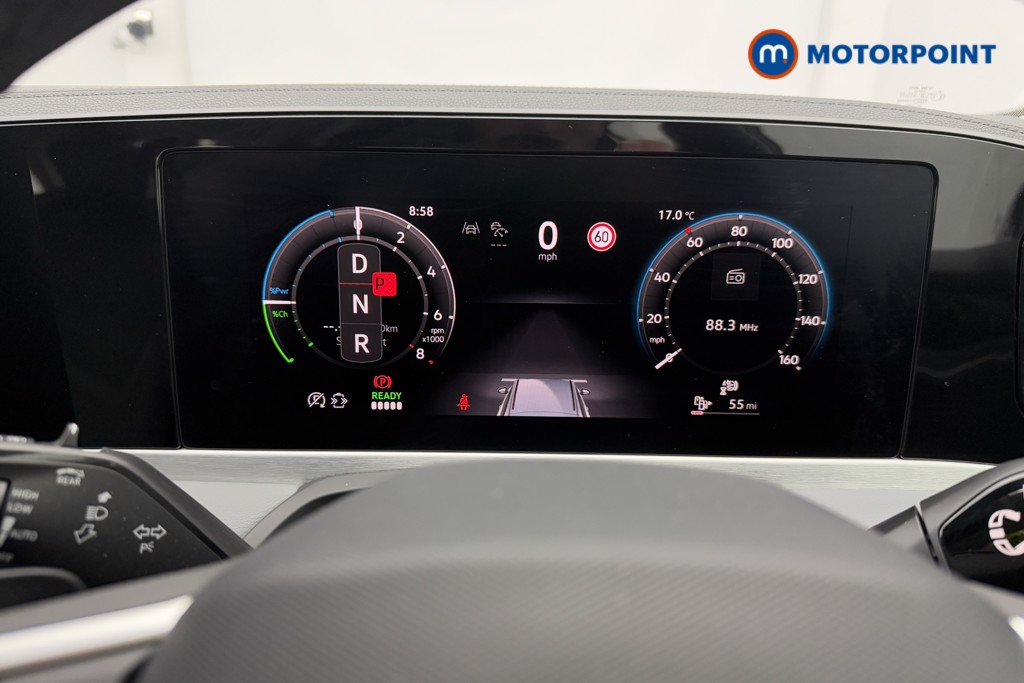 Volkswagen Passat Life Automatic Petrol Plug-In Hybrid Estate - Stock Number (1578112) - 9th supplementary image