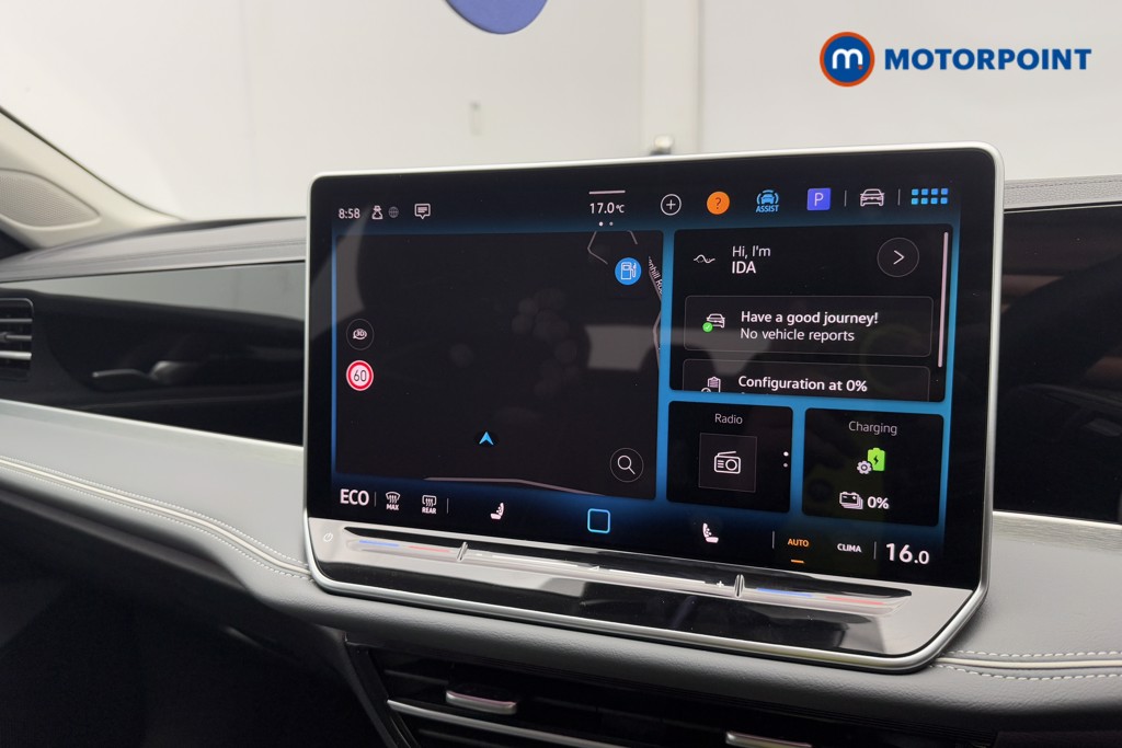 Volkswagen Passat Life Automatic Petrol Plug-In Hybrid Estate - Stock Number (1578112) - 10th supplementary image